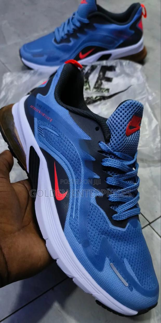 Blue Nike IT Sneakers 39-45