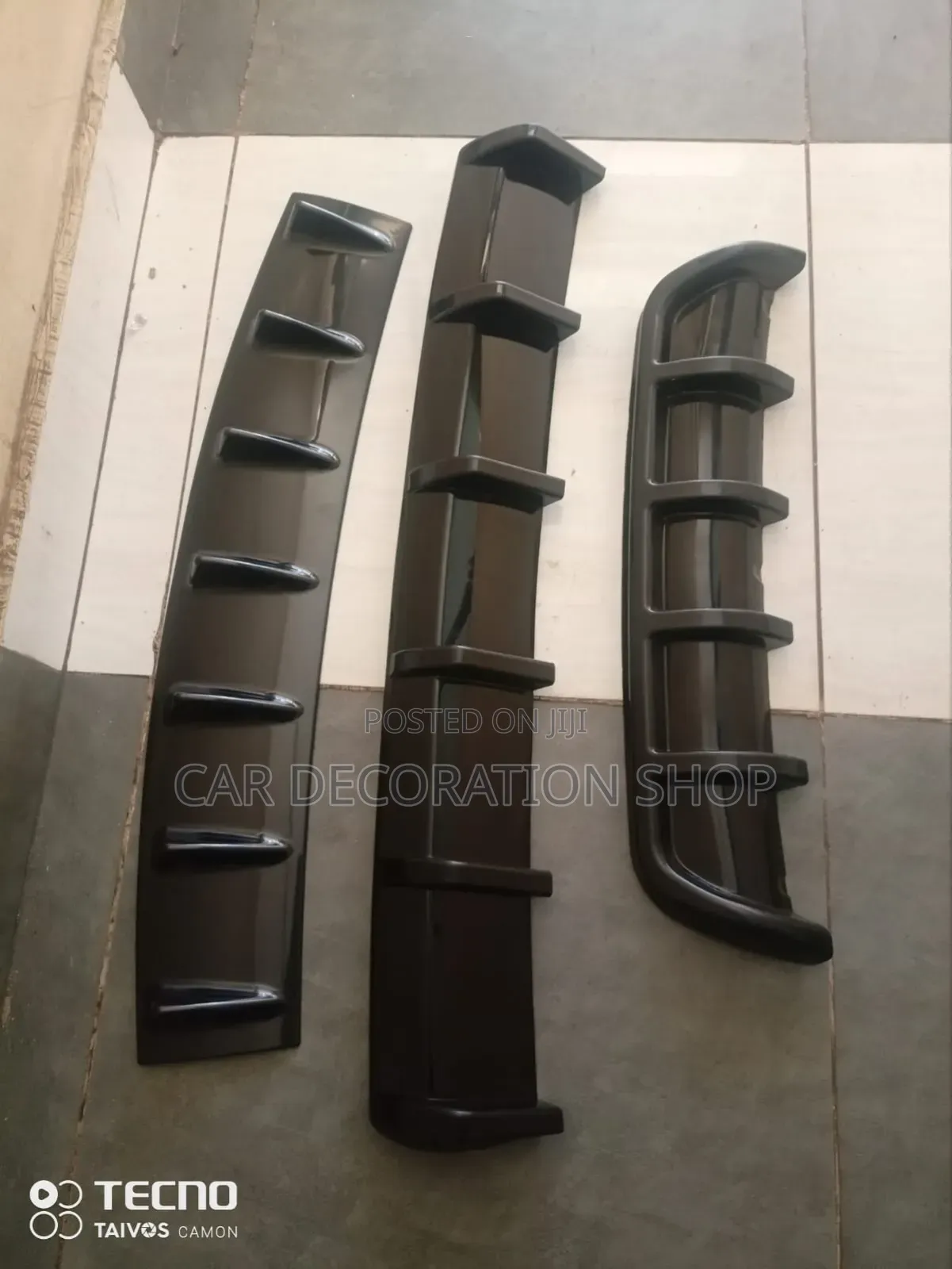 Different Sizes Black Shark Designed Rear Diffuser 2500-3800