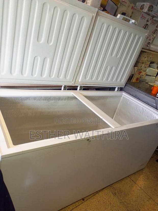 700l Chest Freezer - thumbnail 3