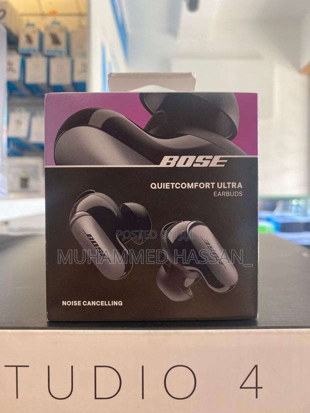 Bose Quitcomfort Ultra Earbuds - main view