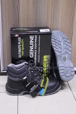 Safety Boots (Brand Ultimate Plus) For Sale