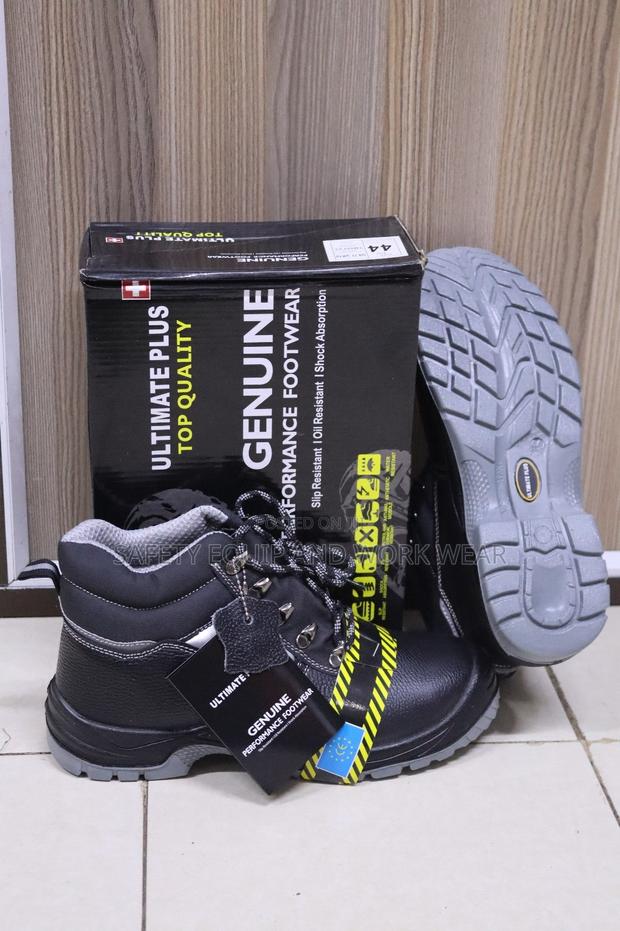 Safety Boots (Brand Ultimate Plus) For Sale