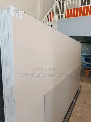 Island Cream White Sintered Stone