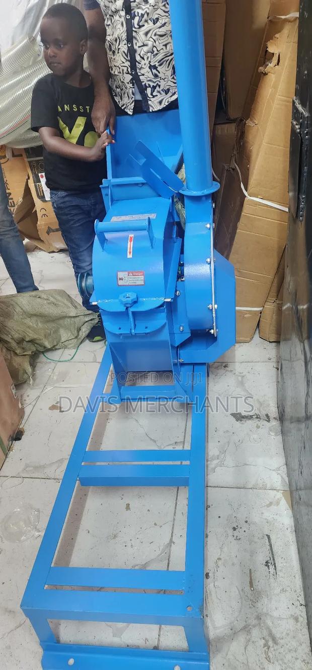 Milling Machine With 450kg/Hr Capacity