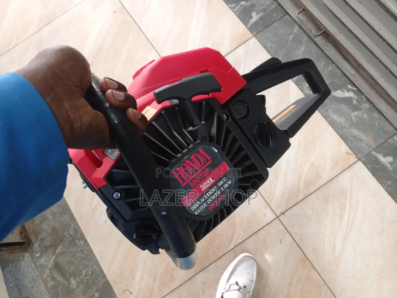 Honda Chainsaw