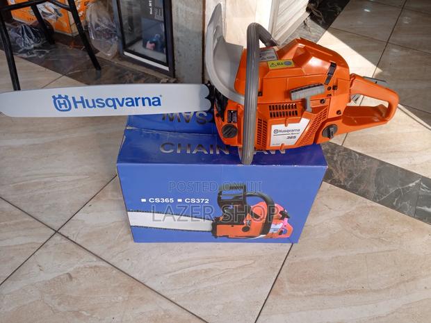 365 Husqvarna Gasoline Powersaw - thumbnail 3