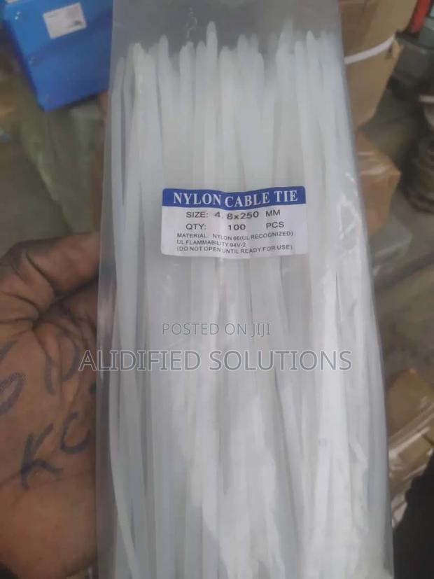 Cale Ties<>Nylon Cable Ties - main view