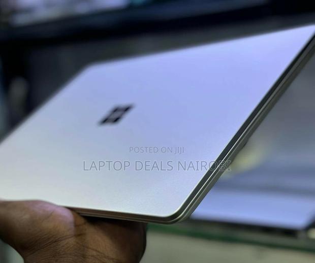 Laptop Microsoft Surface Pro 3 8GB Intel Core I5 SSD 256GB - thumbnail 2