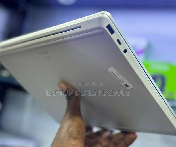 Laptop Microsoft Surface Pro 3 8GB Intel Core I5 SSD 256GB - thumbnail 3