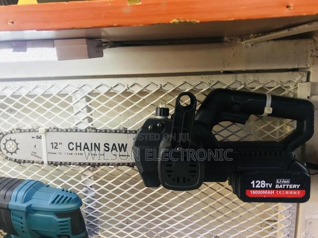 Cordless Chain Saw. Rechargeable 128V