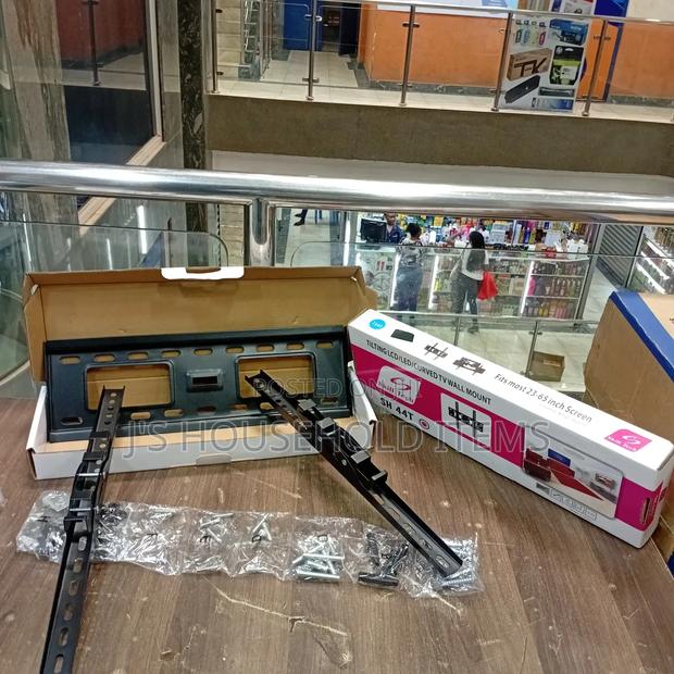 Tilting LCD/Led/ Curved TV Wall Mount - main view