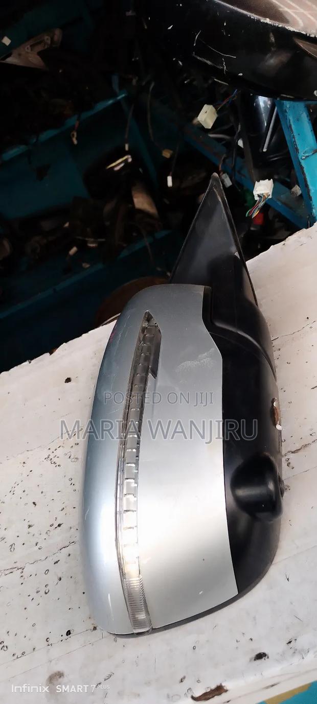 Clean Ex Trail NT 32 Camera Side Mirror