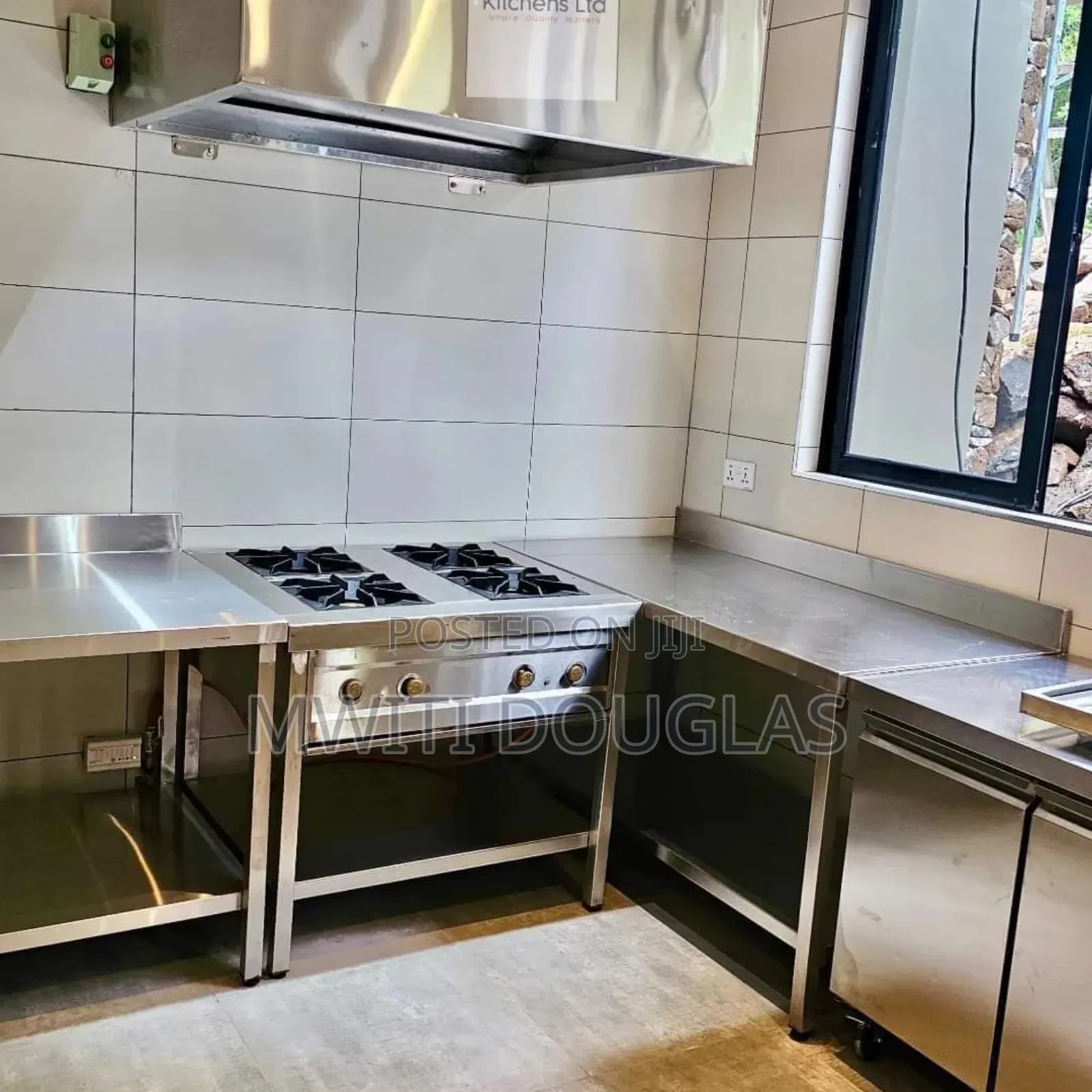 Kitchen Set of a Working Table and a Four Burner Gas Cooker