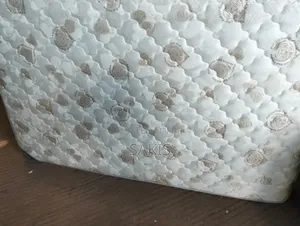 Yow Yow Here We Go! 4 X 6 X 8 HD" Quilted Johari Mattresses