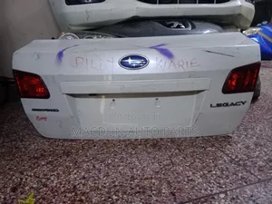 Subaru Legacy BM9 Saloon Boot/Tailgate