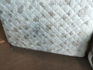 Zamaradi ! 3.5 X 6 X 8. HD " Quilted, Johari Mattresses.