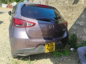 Mazda Demio 2016 Pink