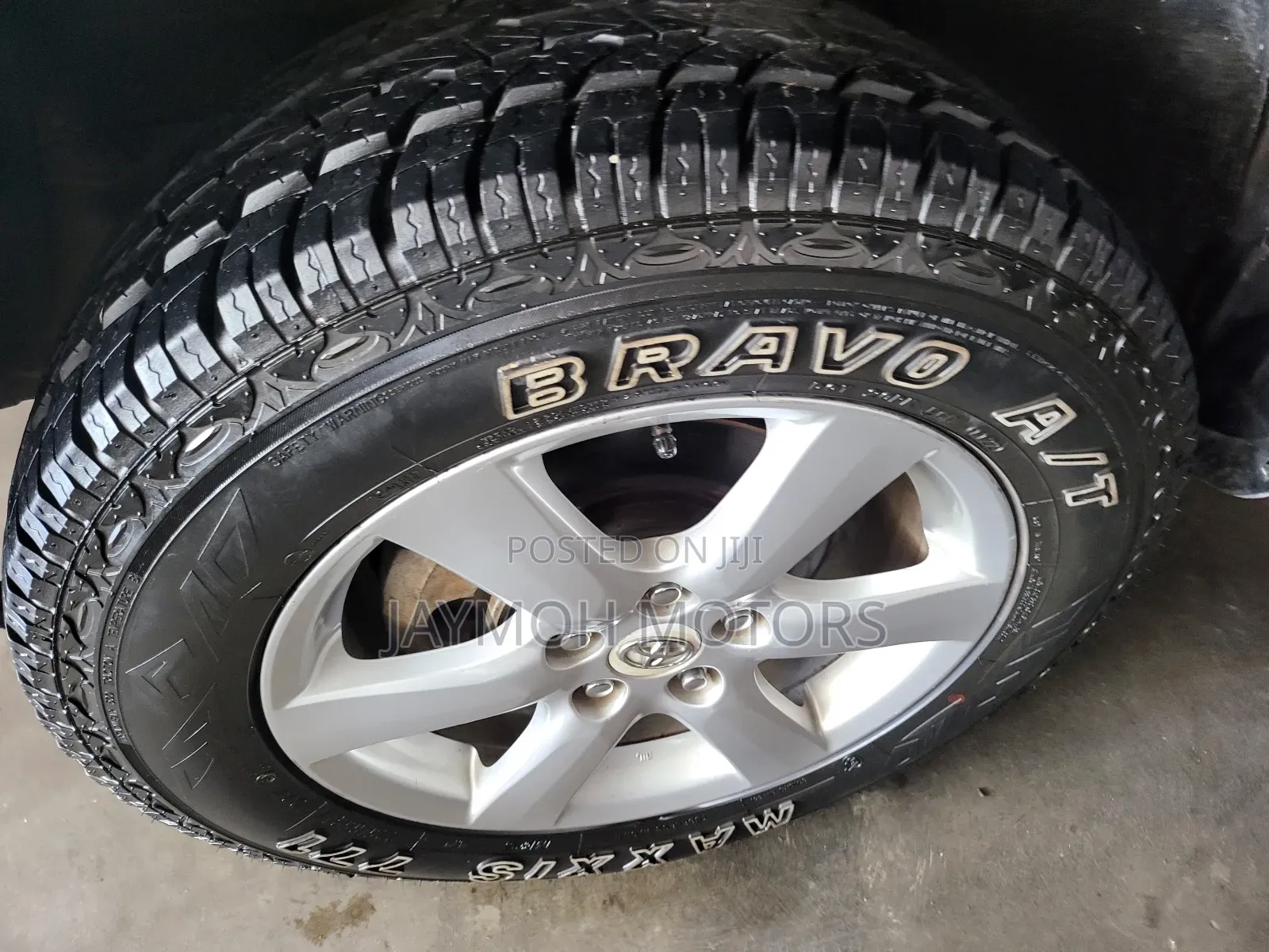 Toyota Hilux 2015 Brown