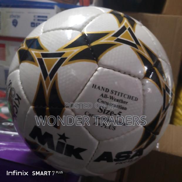 Mikasa Football Ball Size (5)
