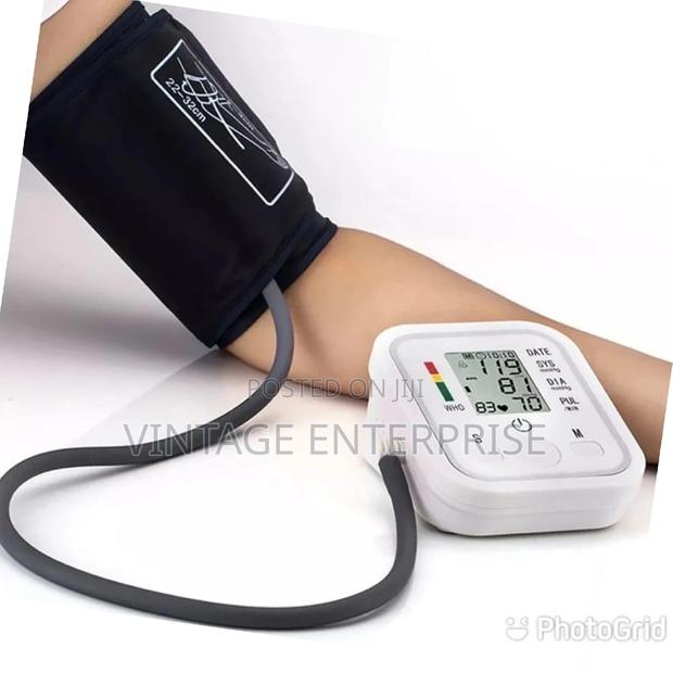 Arm Digital Blood Pressure Monitor Machine