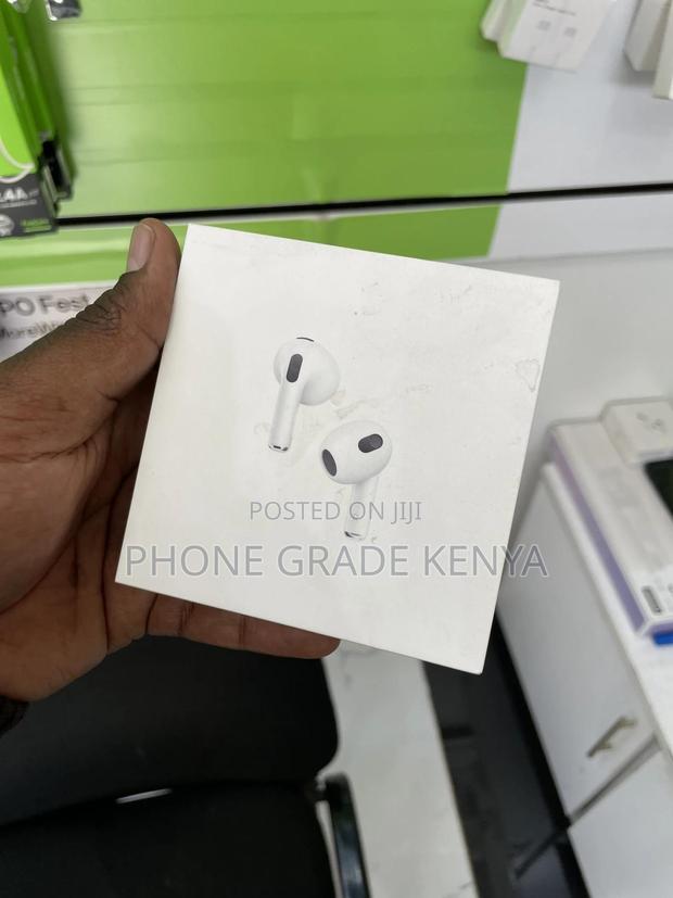 Apple Airpod 3 - thumbnail 2