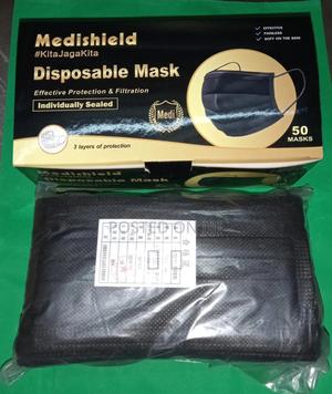 3ply Balck on White Mask - main view