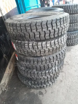 9.5R17.5 Roadshine Tyres Brand New