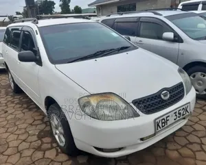 Toyota Corolla Fielder 2001 White