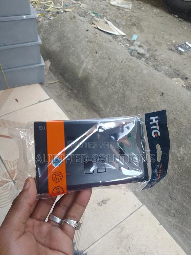 HTG Double Socket