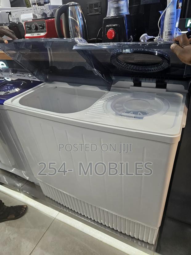 Hisense 13.5kg Twin Tub Semi-Automatic Washing Machine - thumbnail 2