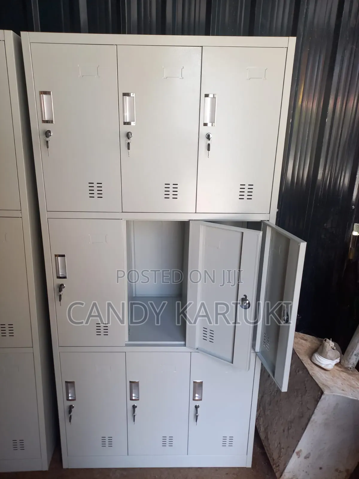 Executive Storage Lockers With 9 Compartments