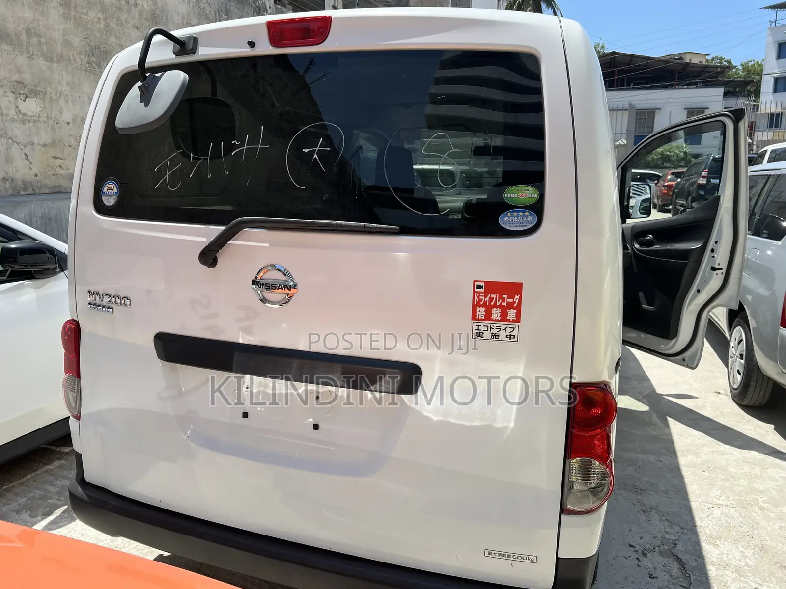 Nissan Vanette 2017 White