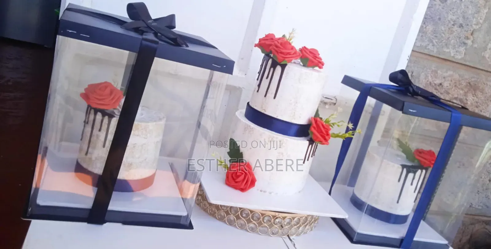 Semi Naked Wedding/Ruracio Cake