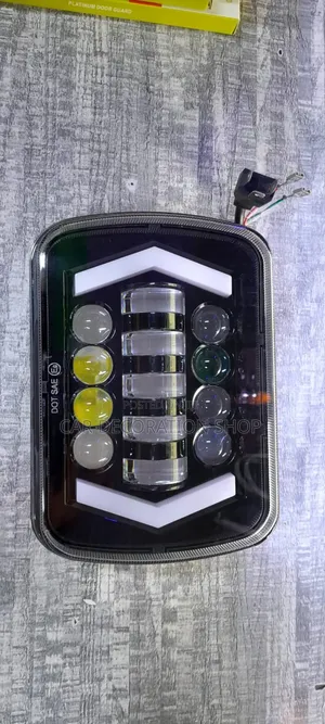 New 2pc Square Design 7" Headlight With Indicator Lights