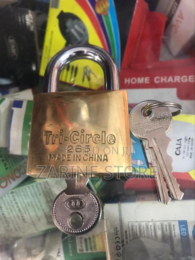Original 265 Padlock Tri - Circle Padlock - main view