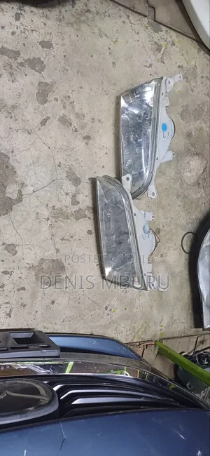 Toyota Sprinter 111 Headlight