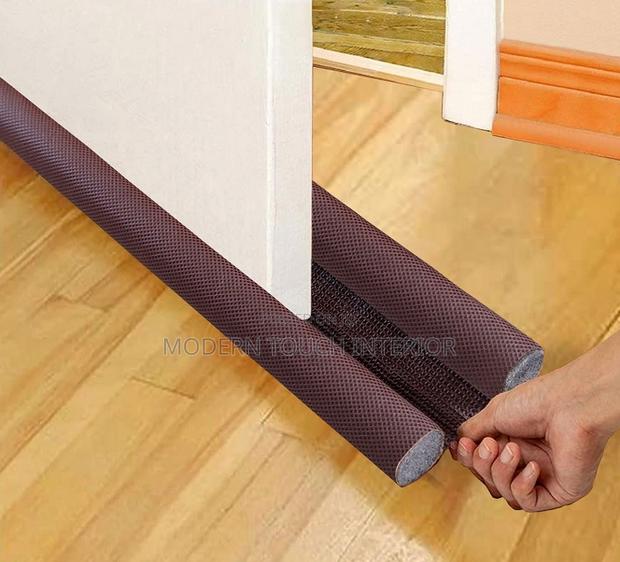 Long-Lasting Rubber Door Seal