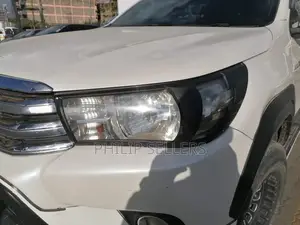 Chrome Kit for Toyota Hilux