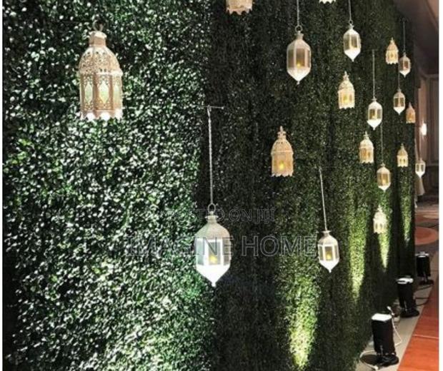 Artificial Beautiful Green Wall Panels/Hedges Wall Spacdecor - main view