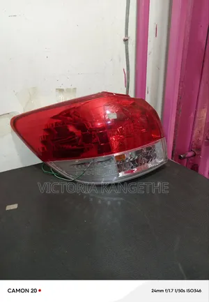 Wish 2010 Taillight