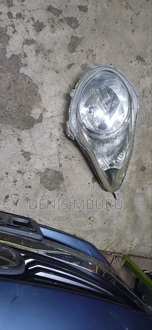 Suzuki Alto 2010 Headlight