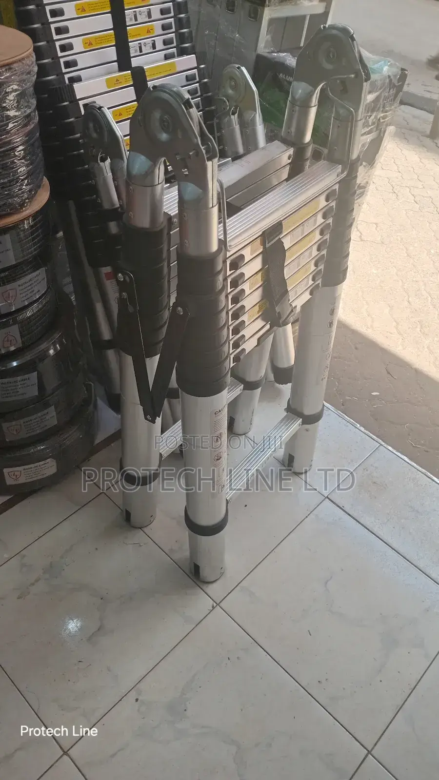 Double Telescopic Ladder 3.6 × 3.6mt
