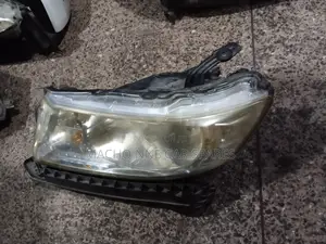 Honda Spike 2012 Headlight