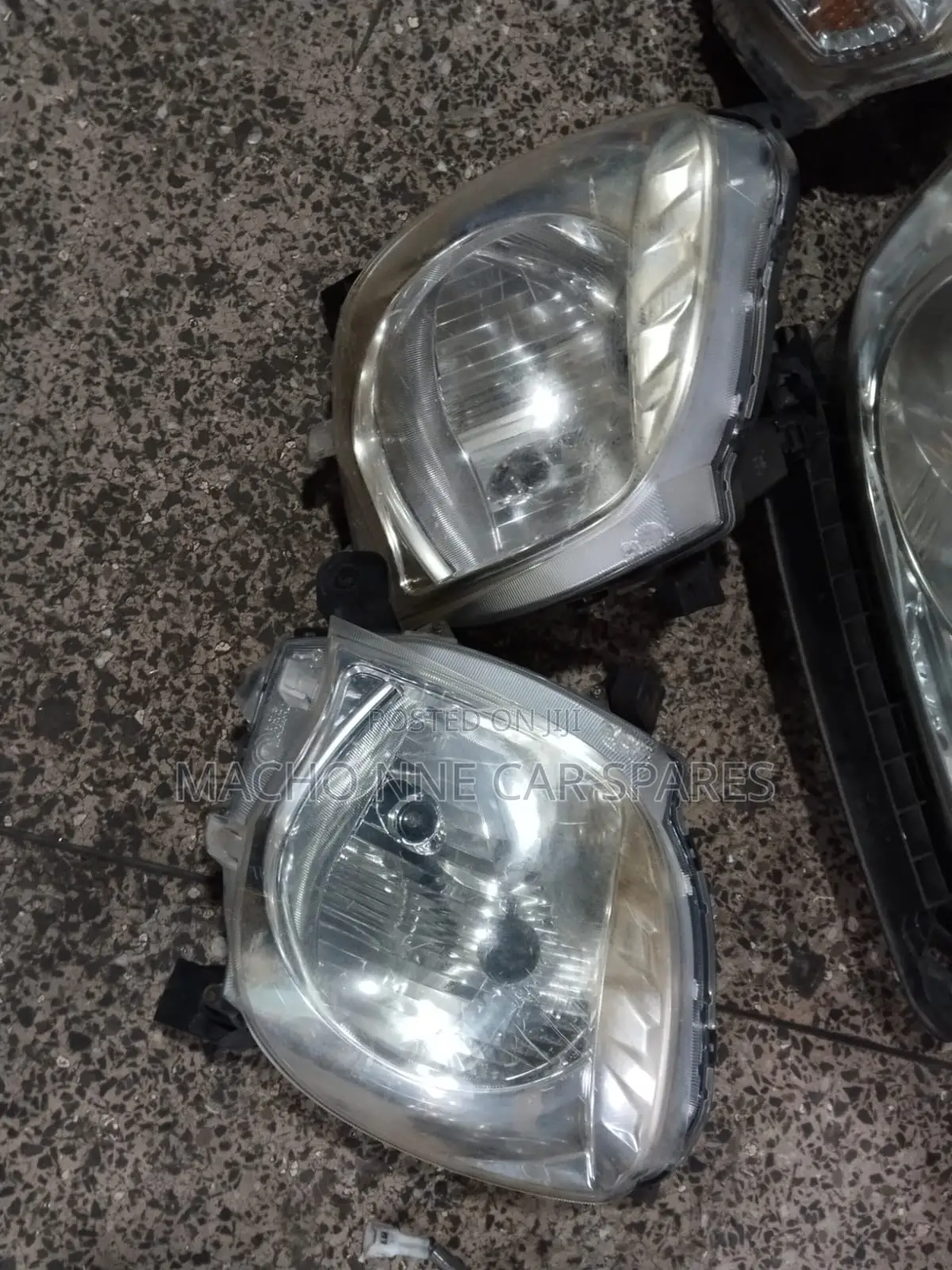 Nissan Moco 2012 Headlight