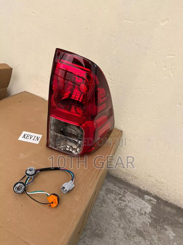 Hilux Revo Rocco Taillight Bulb Type Design Right PCS - main view