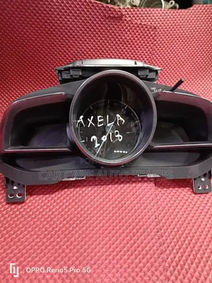 Dashboard Clock Mazda Axela 2018