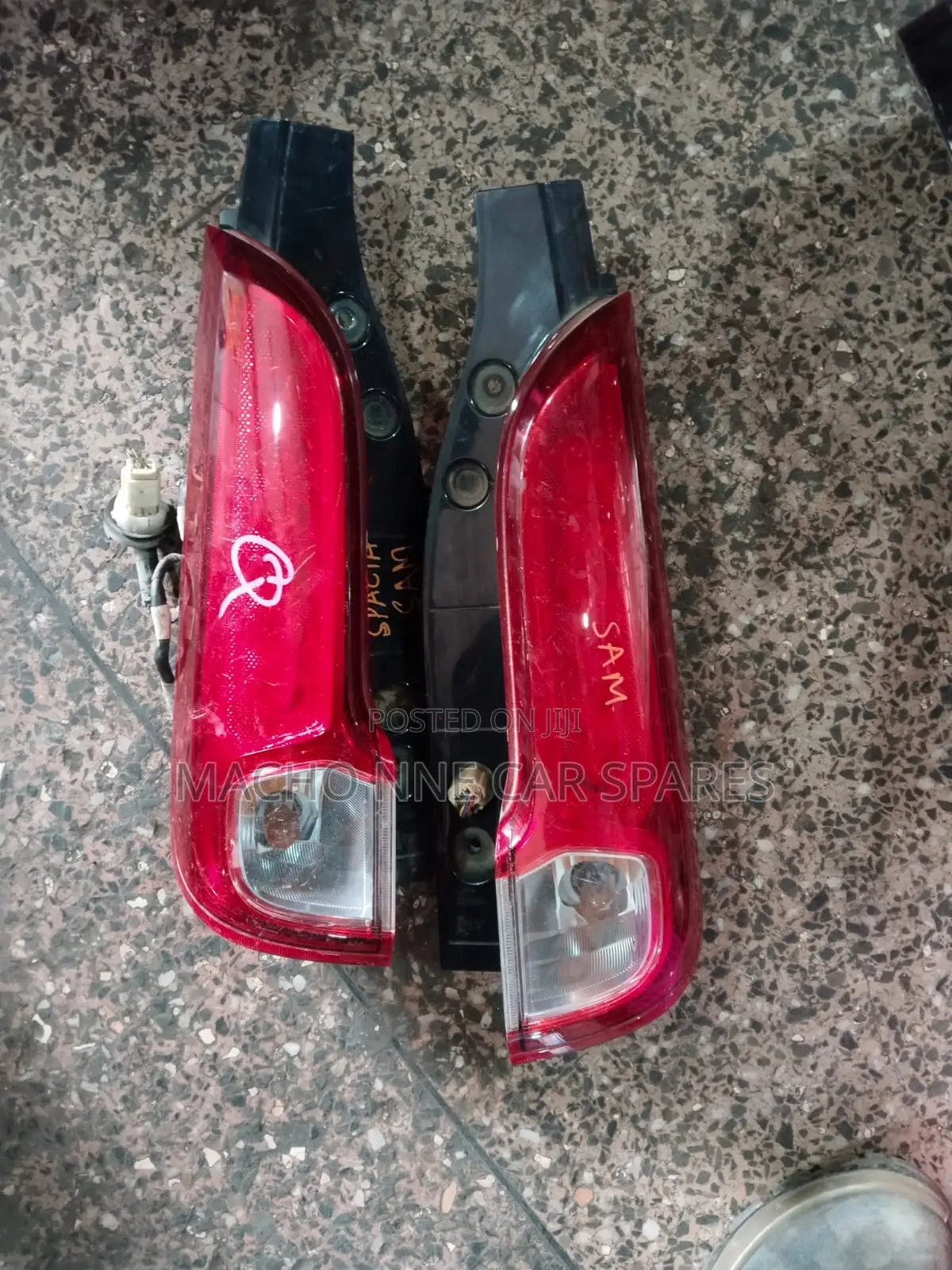 Suzuki Spacia 2015 Taillight