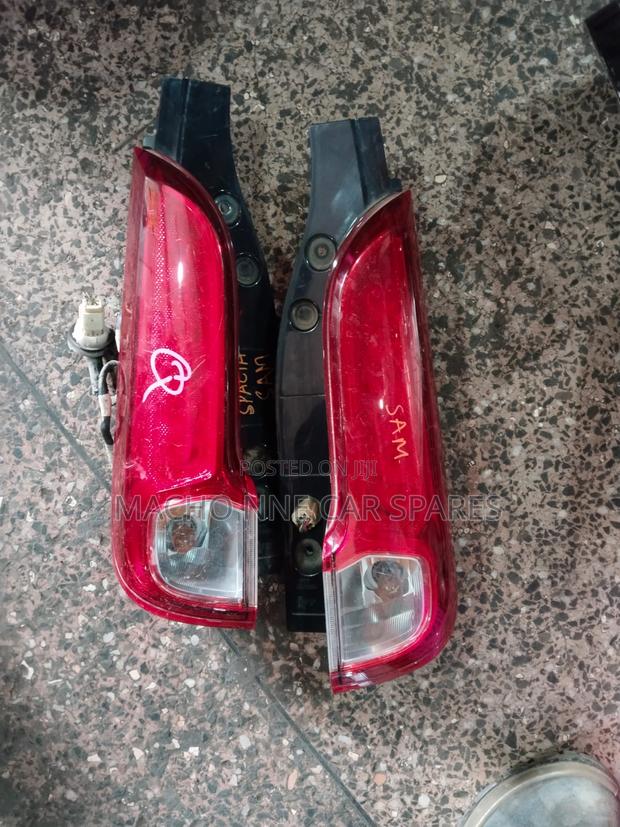Suzuki Spacia 2015 Taillight