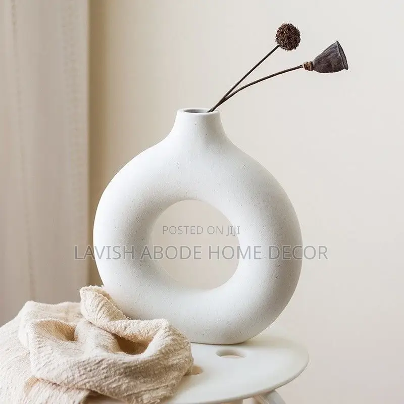 Big Donut Flower Vase - Round White