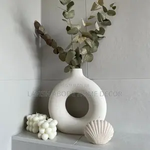 Big Donut Flower Vase - Round White